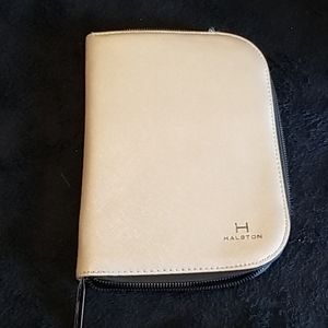 Halston Jewelry case